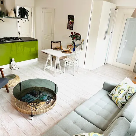 Perfectly Located Charming Magdalena House For True Connoisseurs Appartement *