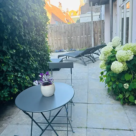 Perfectly Located Charming Magdalena House For True Connoisseurs 하를렘