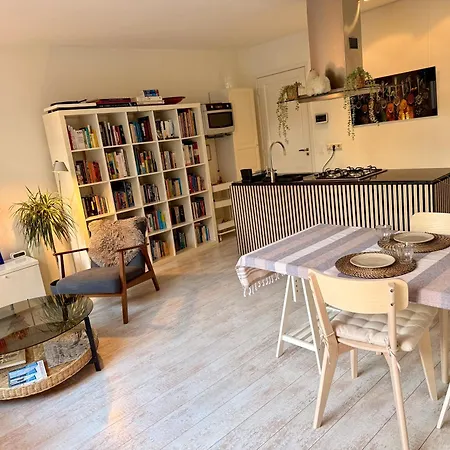 Perfectly Located Charming Magdalena House For True Connoisseurs Lejlighed