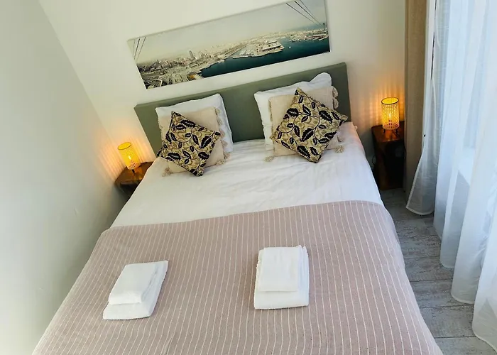 아파트 Perfectly Located Charming Magdalena House For True Connoisseurs 하를렘