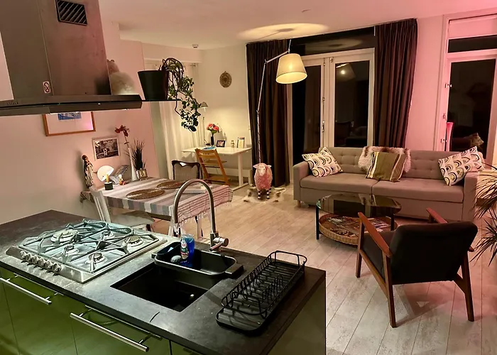 Perfectly Located Charming Magdalena House For True Connoisseurs * 하를렘